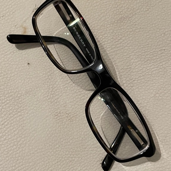 Burberry eye Frame - Picture 10 of 13